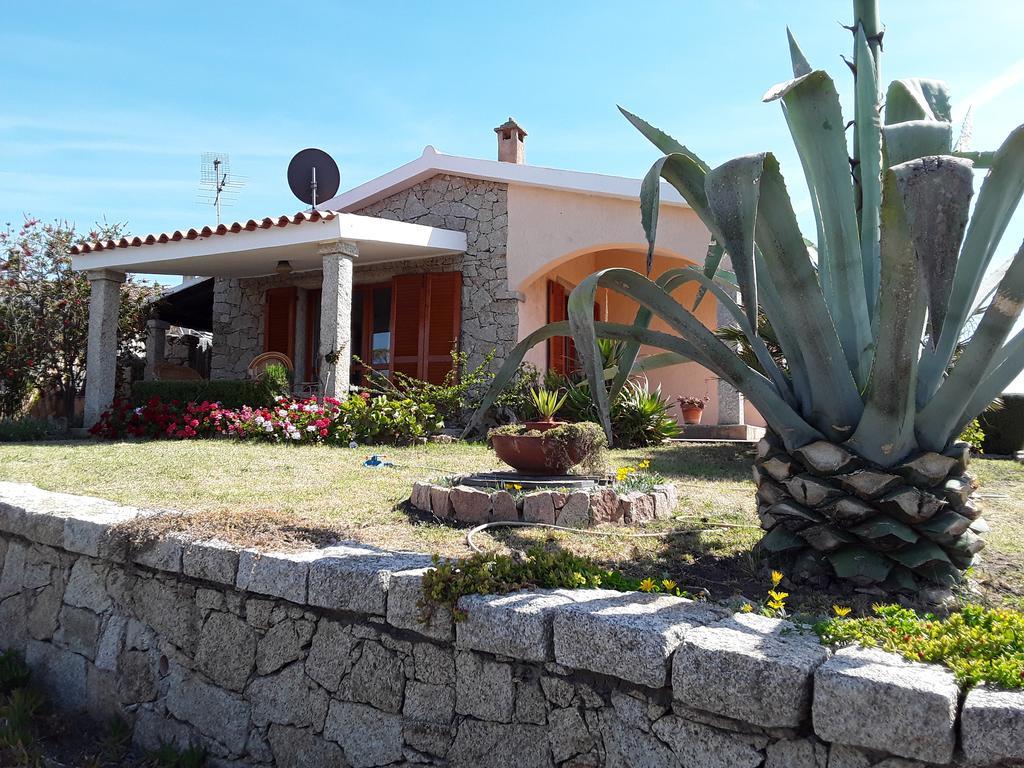 Sardinia Beach Apartments Aglientu Exterior foto